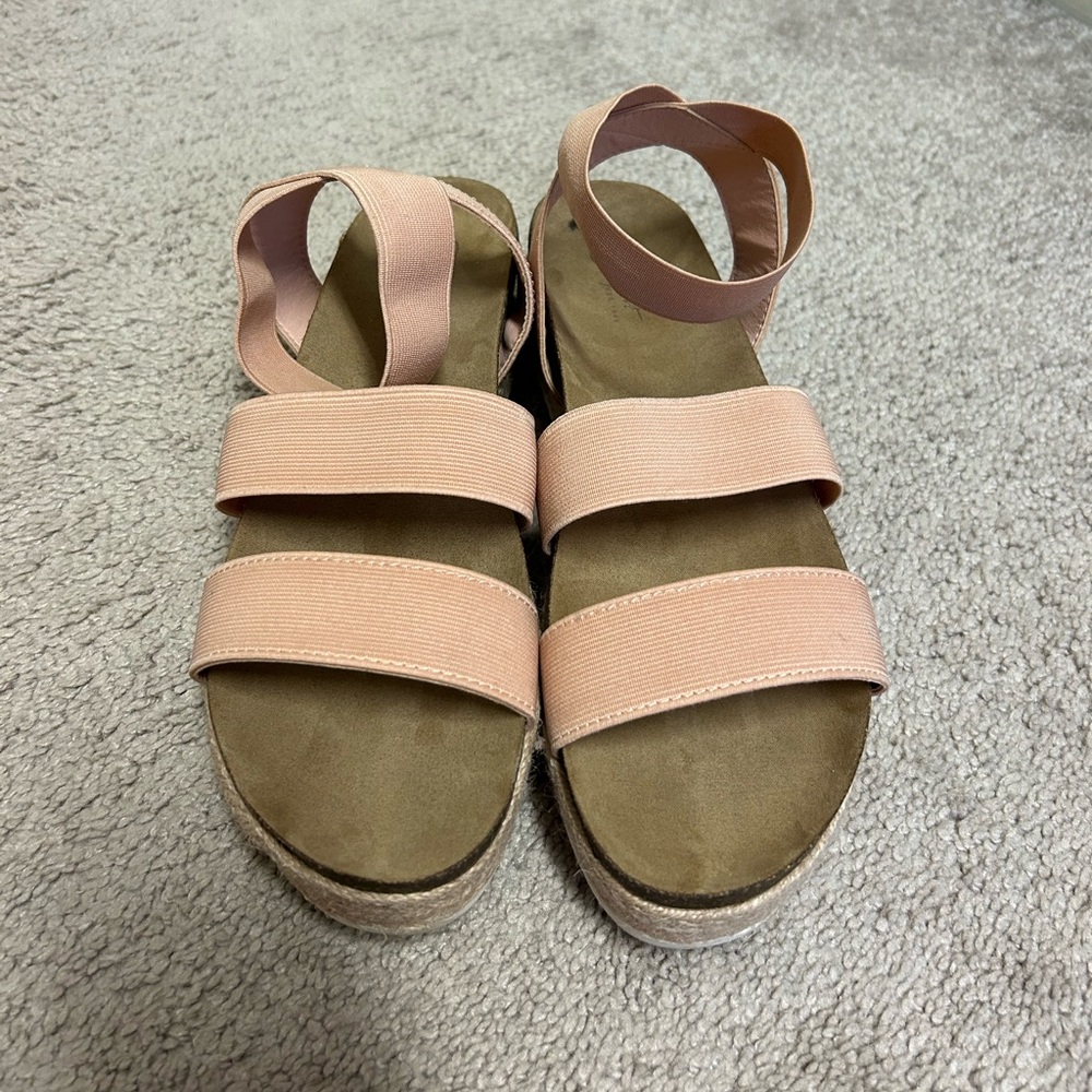 Cute Strappy Wedges